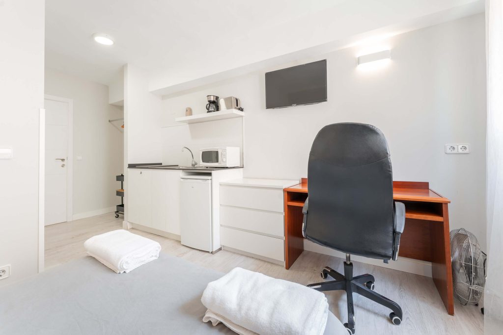 Estudio B doble en Estudios Los Arcos, apartamento turístico en Teruel